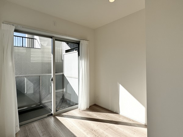 エクセレント等々力_明るい洋室の写真