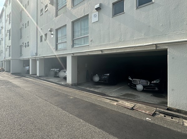 パークハイツ大森　駐車場
