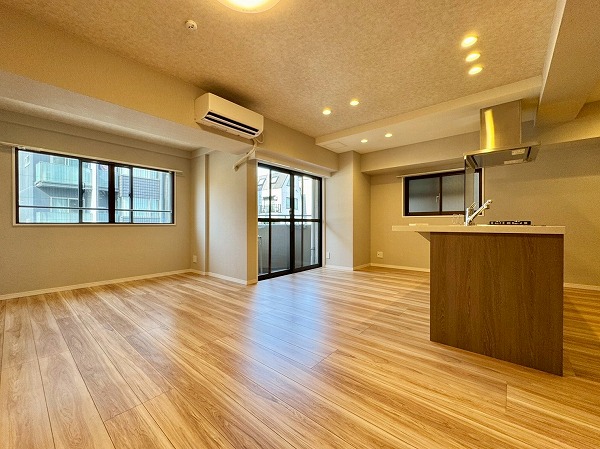 千駄木センチュリー21_リビングダイニングキッチンの写真