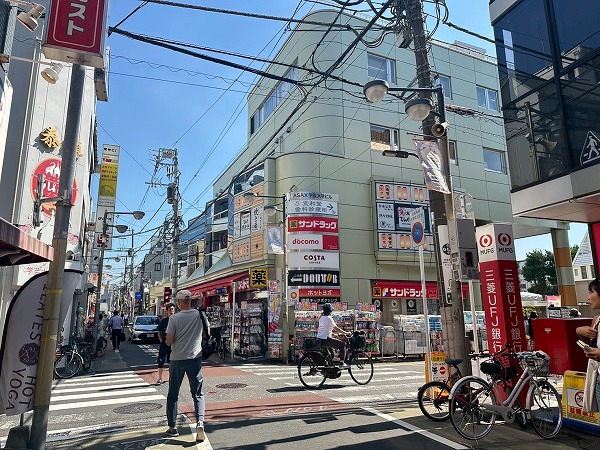 三菱UFJ銀行、サンドラッグ