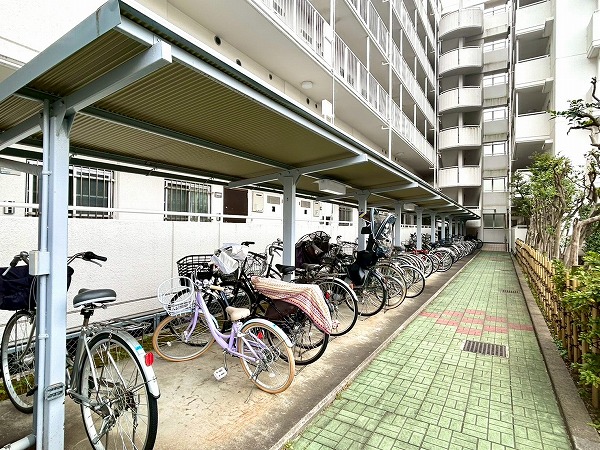 パレロワイヤル杉並_駐輪場の写真
