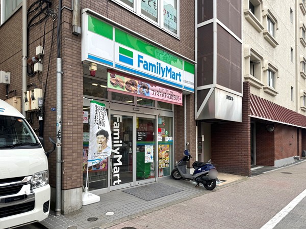 ファミリーマート