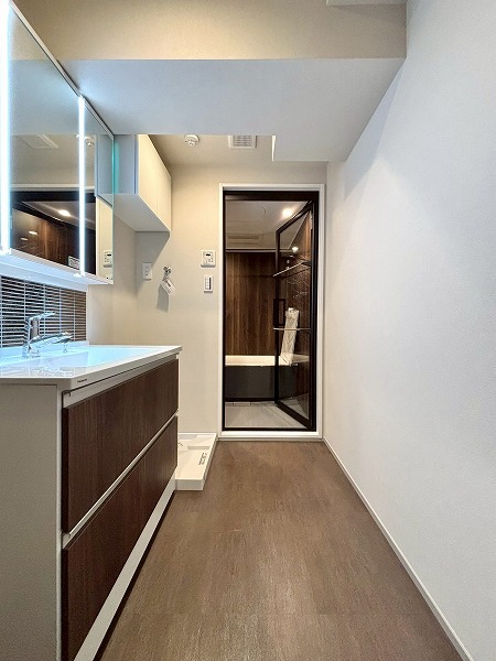 新宿スカイプラザ_広々としたパウダールームの写真2