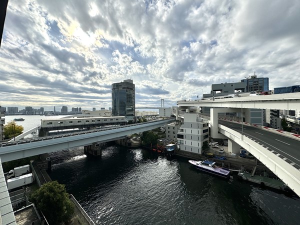 クレストフォルム田町ベイフロントスクエア_運河ビューの写真