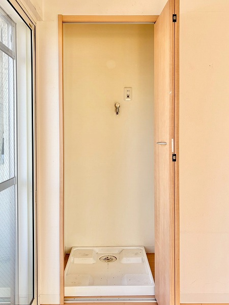 サンフラットマンション_洗濯機置き場の写真