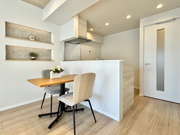 エンゼルハイム多摩川_開放感のある対面キッチンの写真