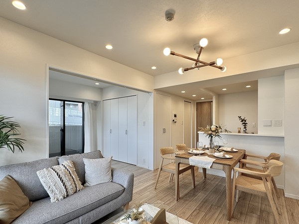 クレストフォルム田町ベイフロントスクエア_ゆったりとしたメインルームの写真