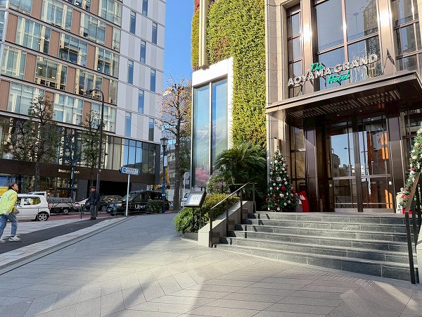 THE AOYAMA GRAND HOTEL