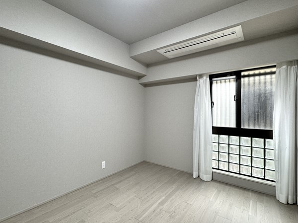 ウィスタリア元麻布_洋室の写真
