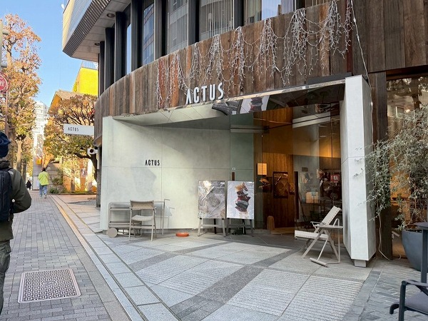 アクタス青山店