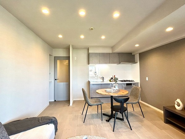 ライオンズガーデン幡ヶ谷_約11帖のリビングダイニングキッチンの写真