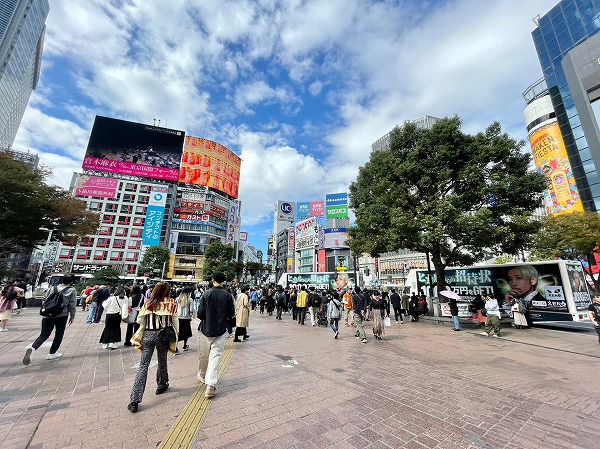 渋谷駅前