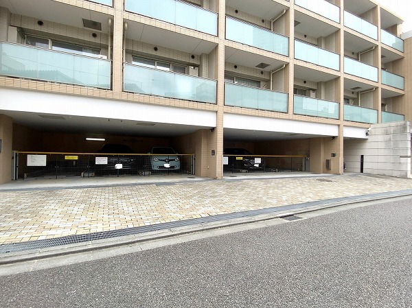 パークホームズ白金高輪アーバンレジデンス　駐車場