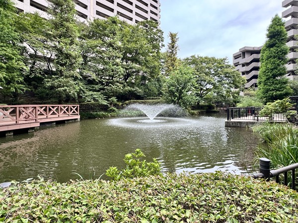 ヒルズ久が原　中庭