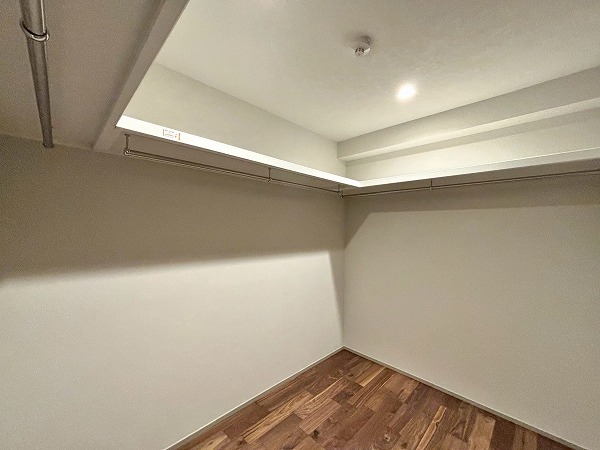 新宿スカイプラザ_サービスルームの写真1