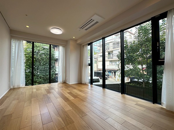 グランスイート広尾_リビングダイニングキッチンの写真