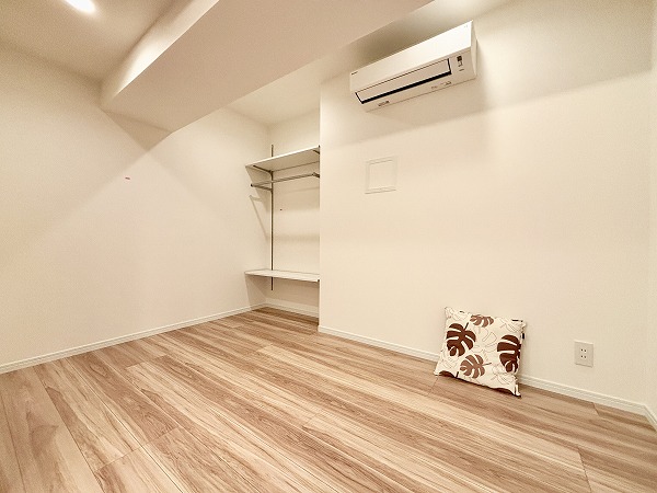 渋谷スカイレジテル_洋室の写真2