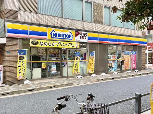 ミニストップ