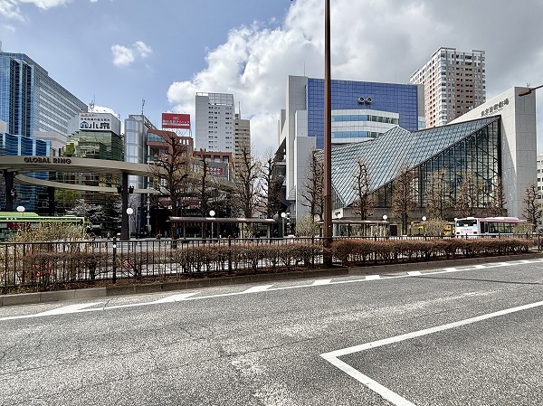 東京芸術劇場・豊島区立池袋西口公園