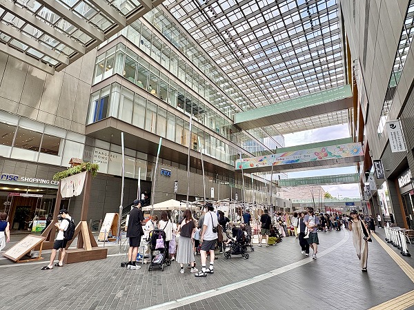 二子玉川ライズ　広場「ガレリア」