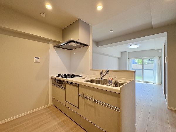 エンゼルハイム石川台_リビングダイニングキッチンの写真