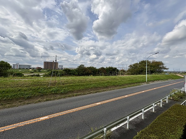 ロイヤルシーズン二子玉川_川沿いの景色の写真