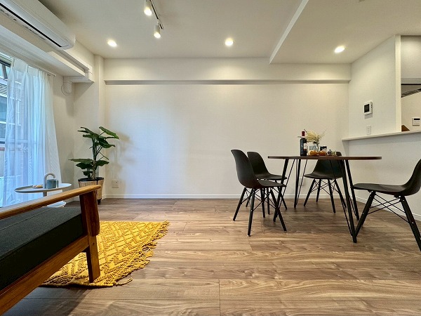 ライオンズマンション初台_広々としたリビングダイニングキッチンの写真2