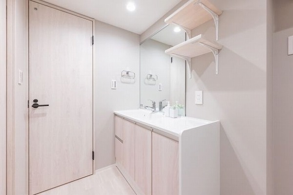 パシフィック白金台_清潔感のあるパウダールームの写真