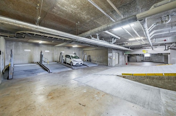 グランレーブ目白東　駐車場