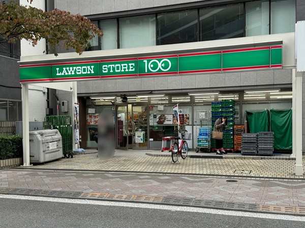 ローソンストア100