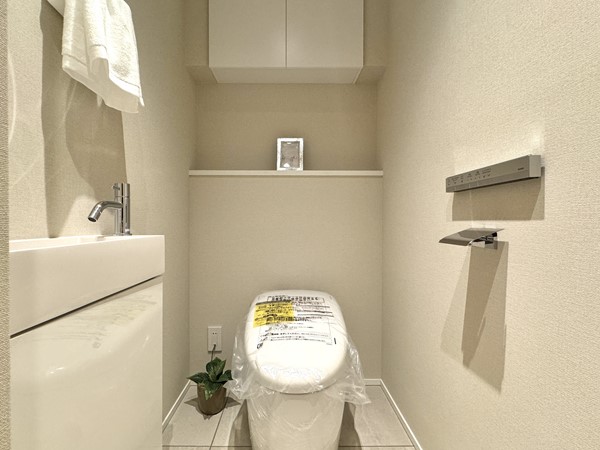 麻布市兵衛町ホームズ_ トイレの写真