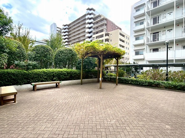 パレロワイヤル杉並_中庭の写真