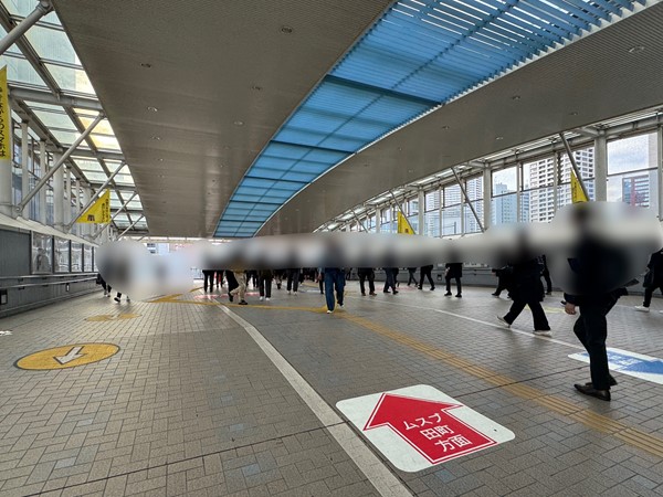 田町駅直結の遊歩道