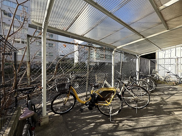 ローレルプラザ田町　駐輪場