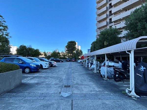 ヒルズ久が原　駐車場
