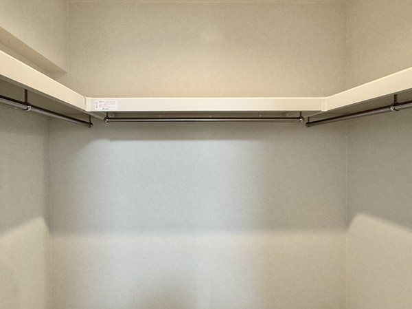 ヴィラ赤坂_ウォークインクローゼットの写真