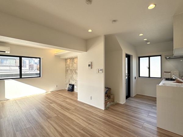 メルシー武蔵小山_L字型のメインルームの写真