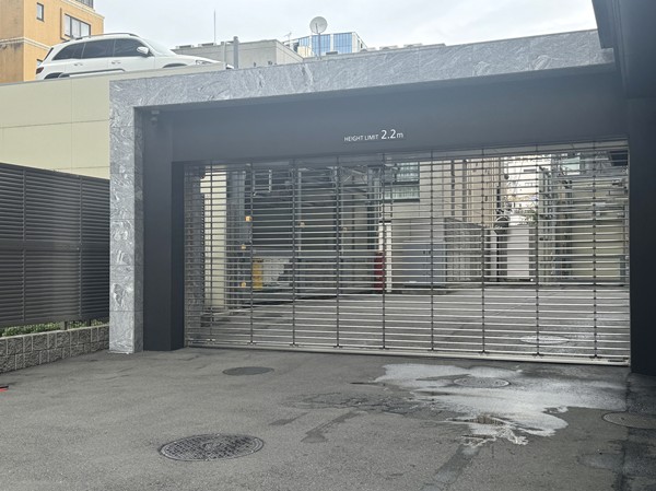 ザ・マジェスティコート目黒 駐車場