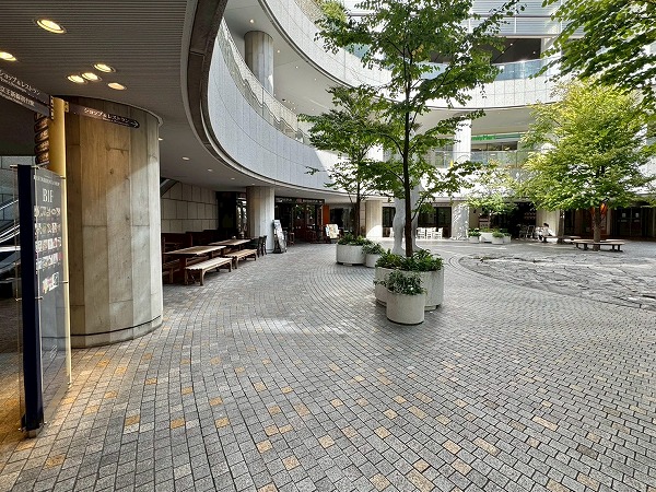 東京オペラシティ3