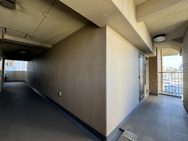 ライオンズプラザ池田山　外廊下