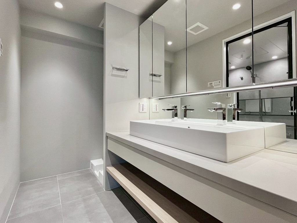 ガレリアコルテ六番町_清潔感のあるパウダールームの写真