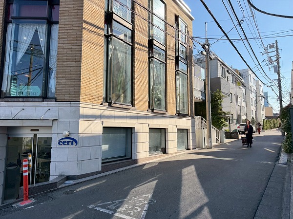 マンション近く