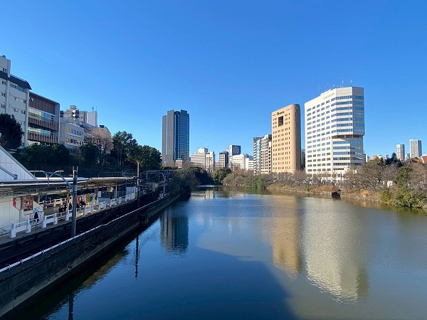 市ヶ谷濠