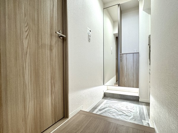 セザール御殿山_玄関の写真