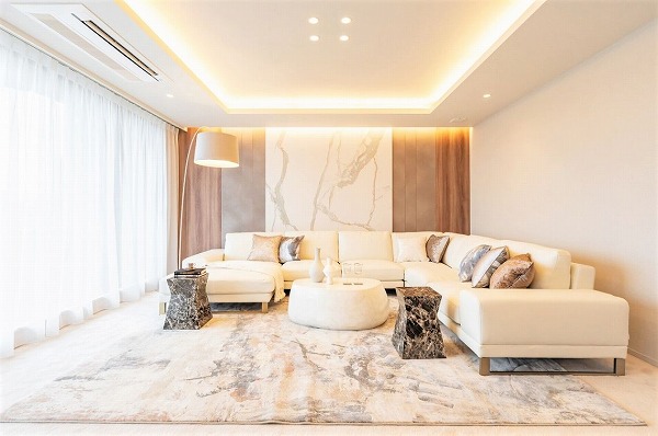 広尾ガーデンヒルズサウスヒル_お洒落なリビングダイニングキッチンの写真1