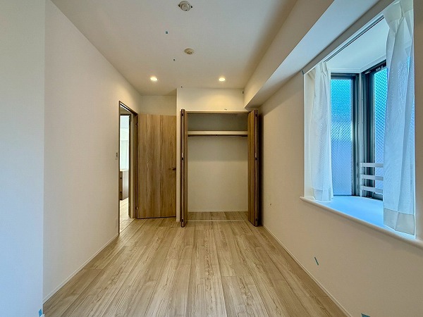 ルモンド恵比寿_クローゼット付きの洋室の写真