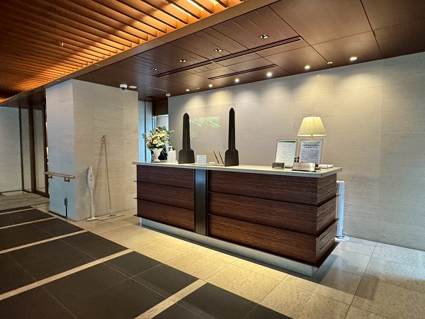 グランツオーベル南平台　コンシェルジュカウンター