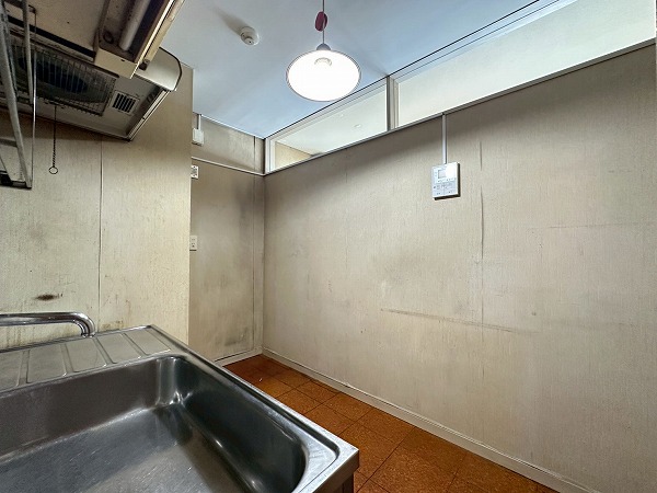 マンション雅叙苑_キッチンの写真