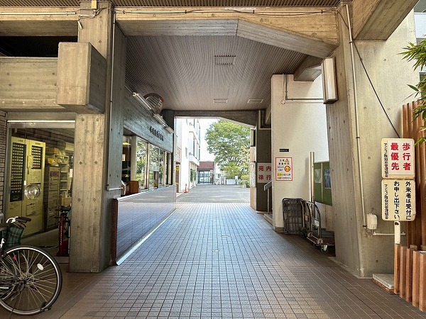 マンション雅叙苑　管理人室