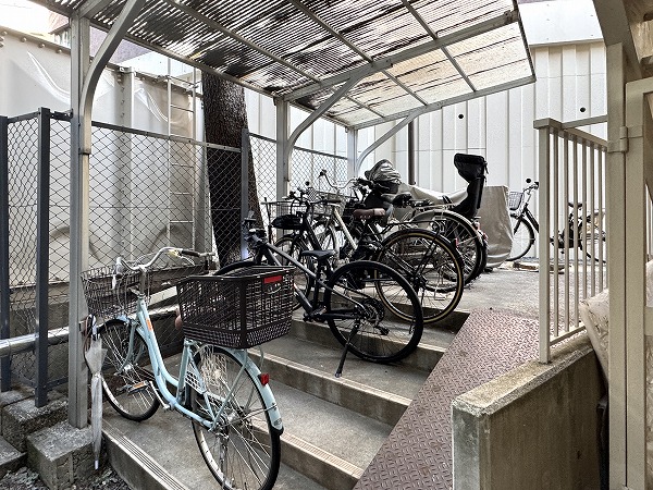 ハイツ赤坂　駐輪場